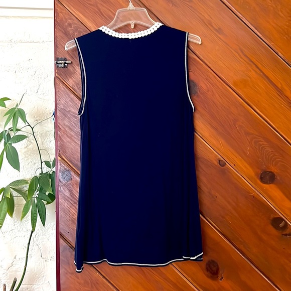 Max Studio tank size M - Picture 2 of 3